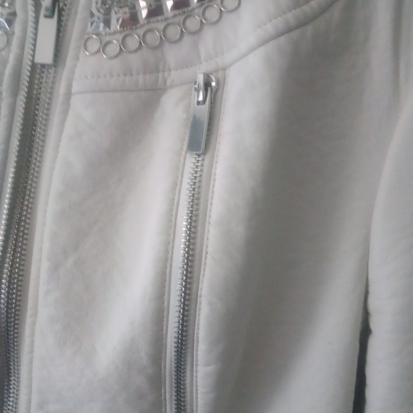 Leather jacket - Picture 5 of 8